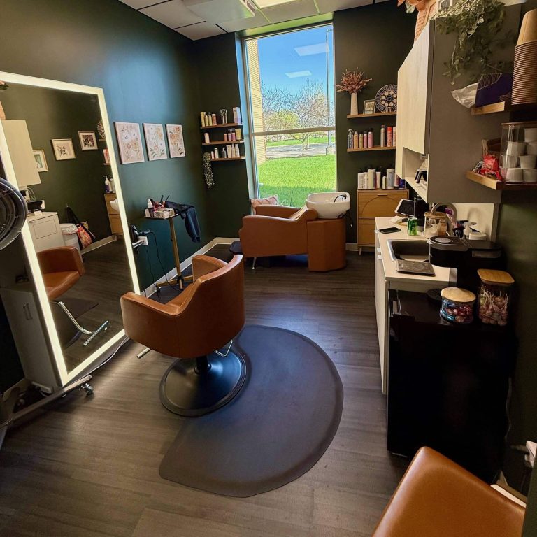 Large Salon Suites With Short Term Leases in Lewis Center, OH and Columbus, OH
